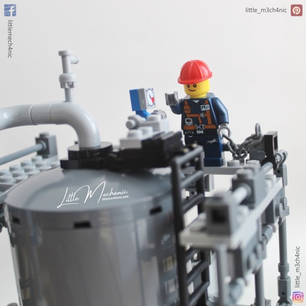 Image of Custom LEGO Set vertical separator and scaffolding