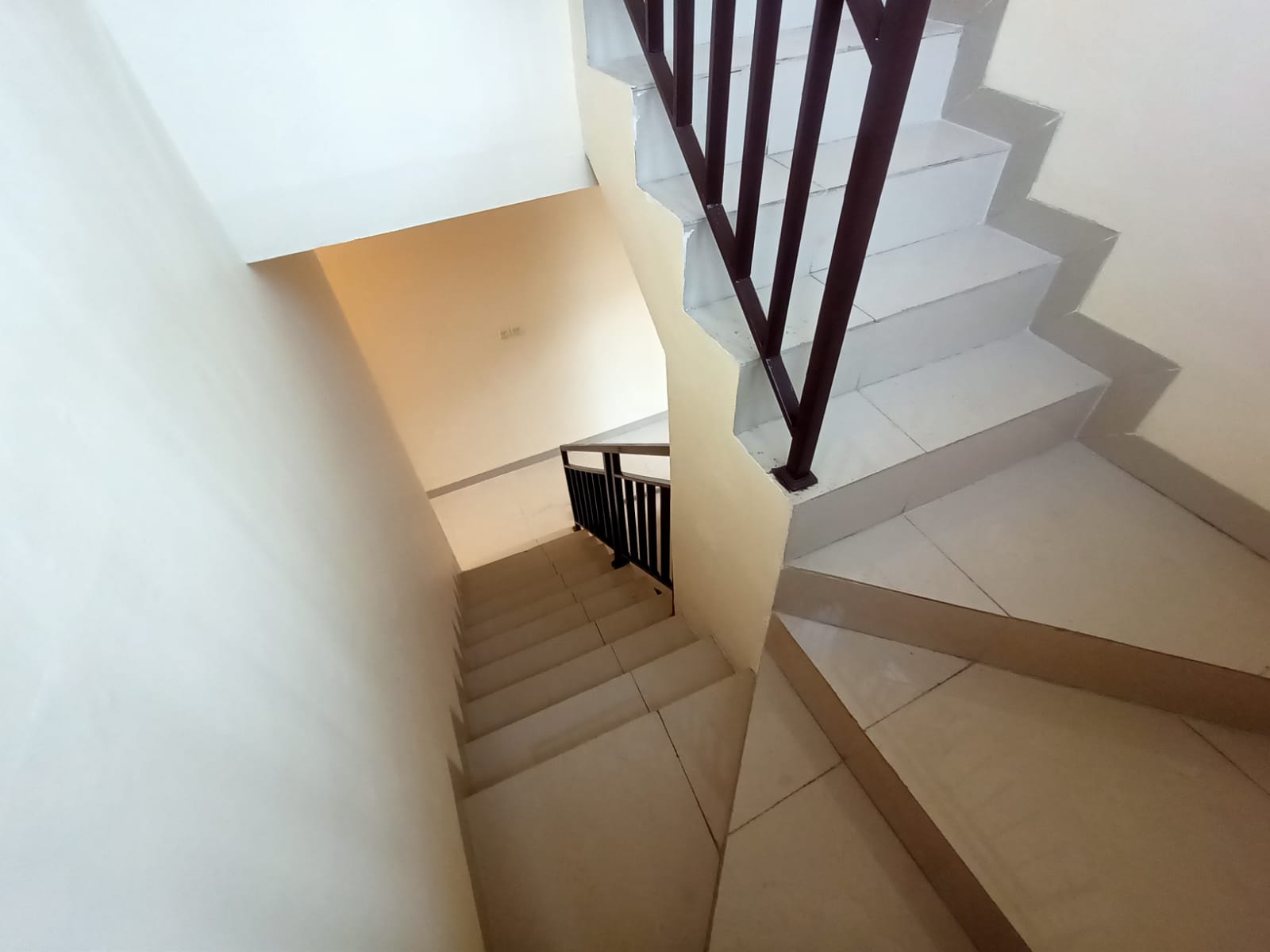 Foto rumah exclusive dijual, lokasi Jakarta Timur.